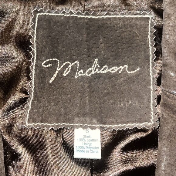 Madison Brown Leather Button Down Stitch Trim Long Sleeve Jacket Women’s Size 6 - Picture 3 of 8